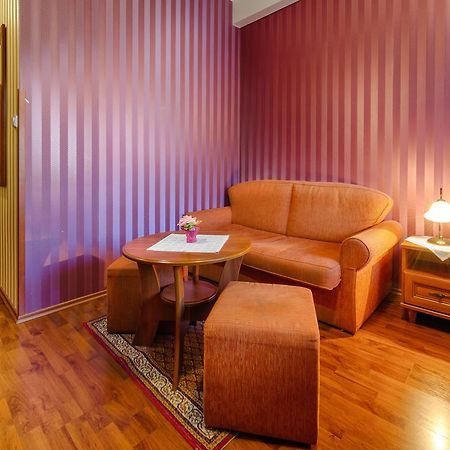 Hotel Tevel Sladkovicovo Esterno foto