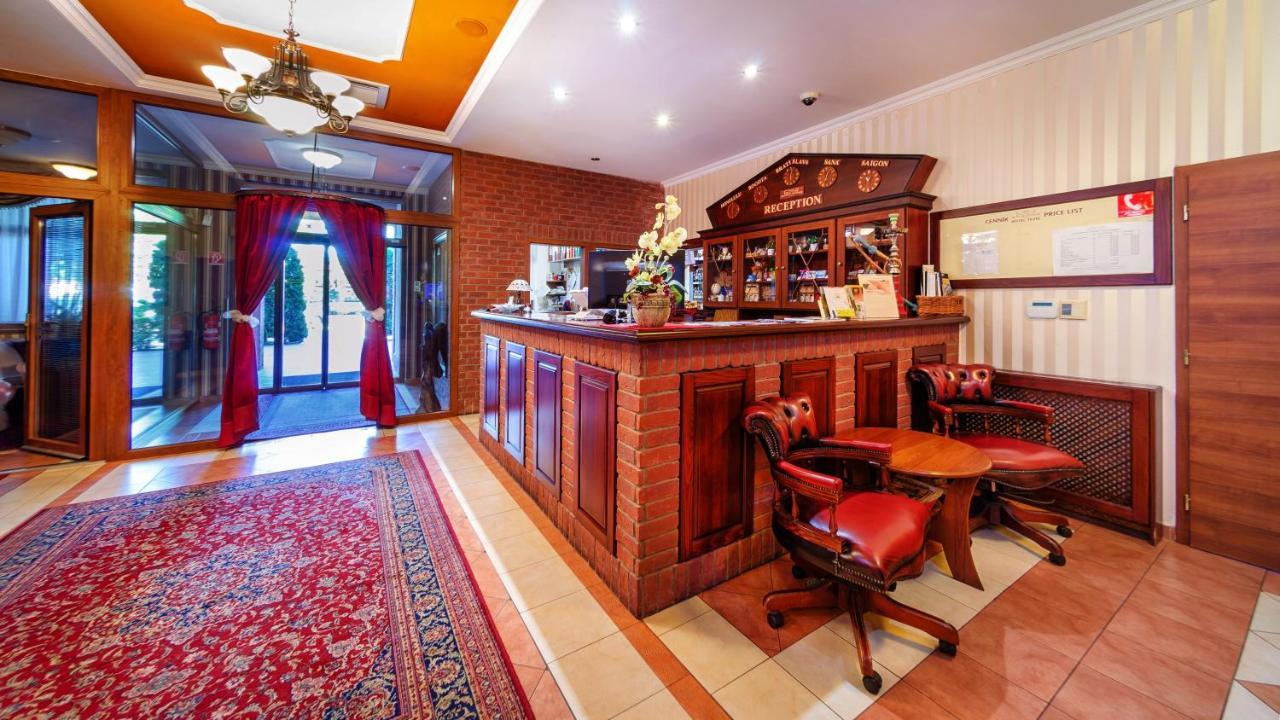 Hotel Tevel Sladkovicovo Esterno foto